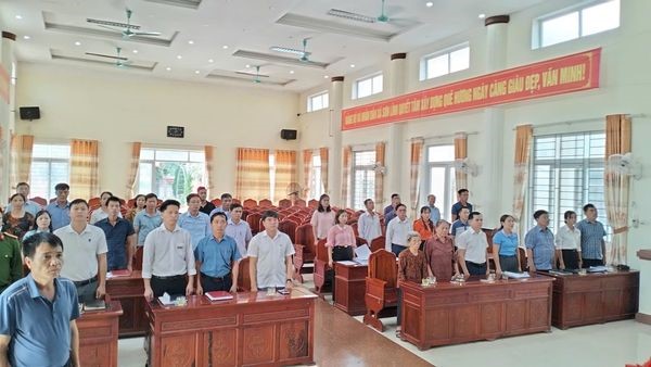 Lễ Chào cờ, giao ban tháng 11.